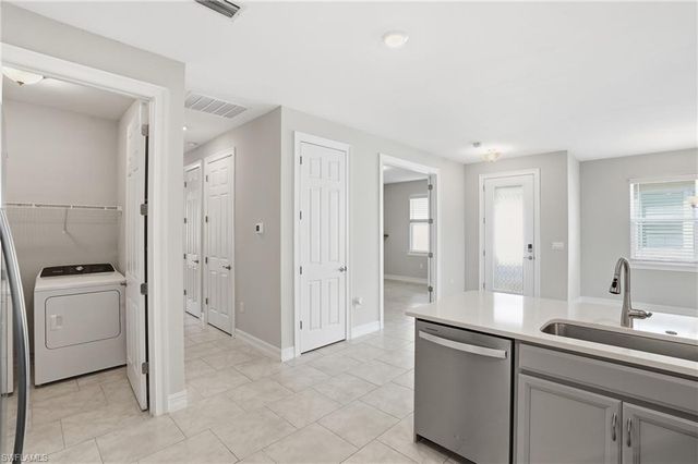 1040 Tranquil Brook DR, Naples, FL 34114