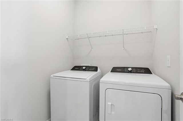 1040 Tranquil Brook DR, Naples, FL 34114