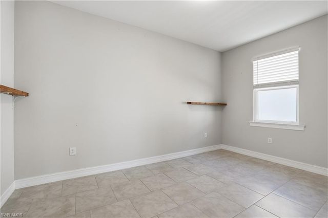 1040 Tranquil Brook DR, Naples, FL 34114