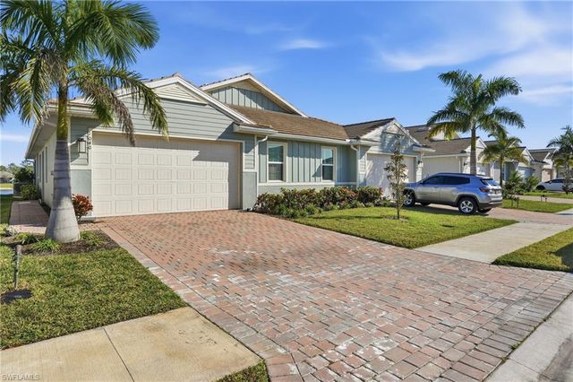 1040 Tranquil Brook DR, Naples, FL 34114