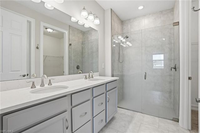 1040 Tranquil Brook DR, Naples, FL 34114