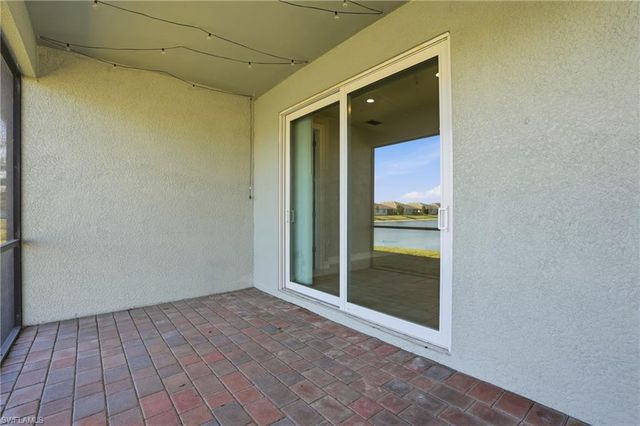 1040 Tranquil Brook DR, Naples, FL 34114