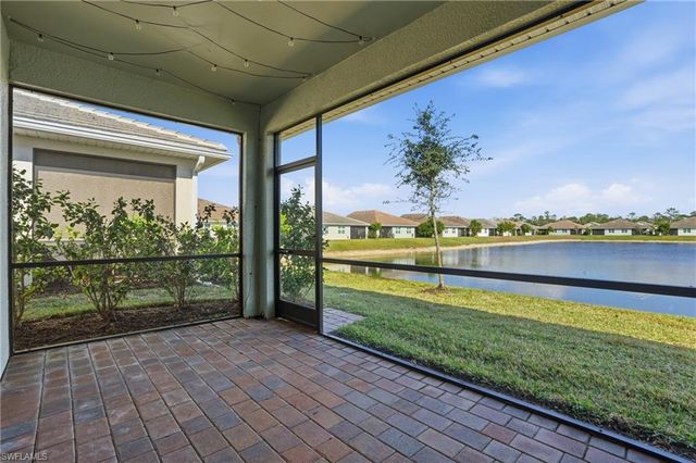 1040 Tranquil Brook DR, Naples, FL 34114