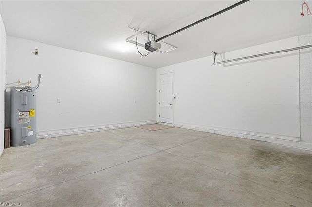 1040 Tranquil Brook DR, Naples, FL 34114