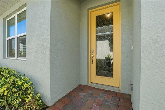 1040 Tranquil Brook DR, Naples, FL 34114