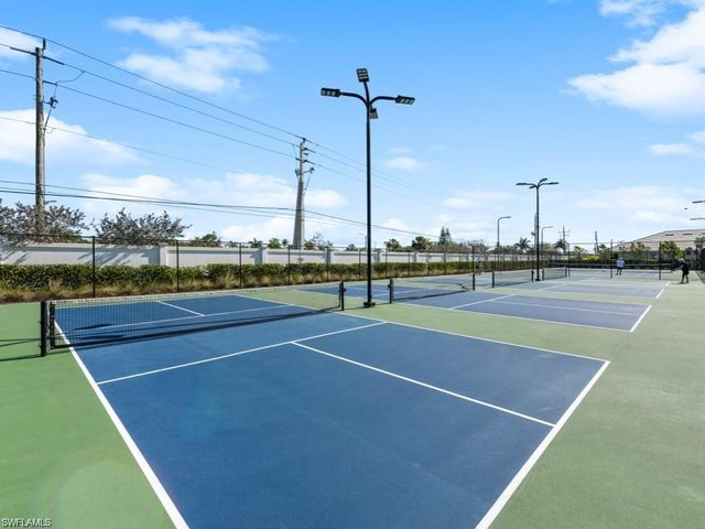 1040 Tranquil Brook DR, Naples, FL 34114