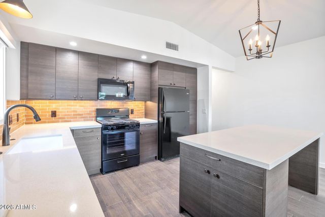 1525 E MCKINLEY Street 5, Phoenix, AZ 85006