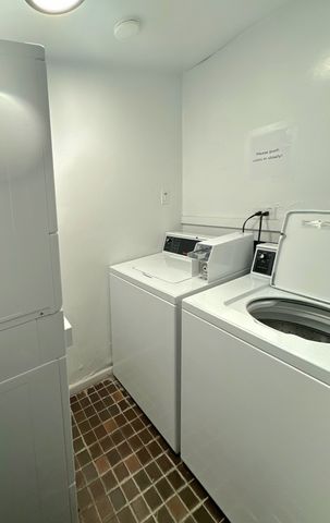 1430 N Dearborn Street 103, Chicago, IL 60610