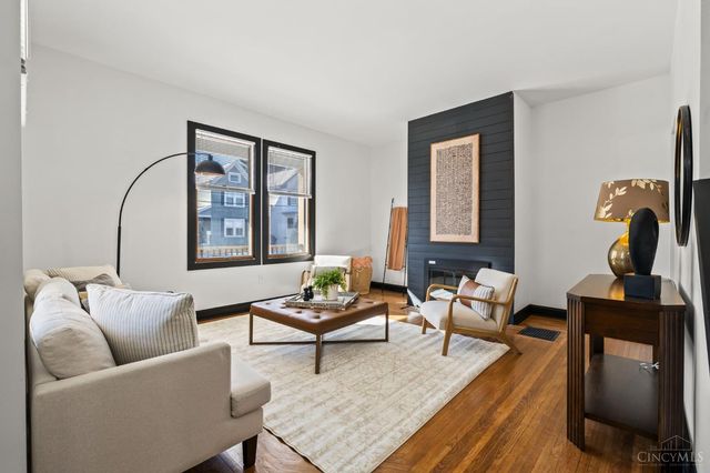 2736 ATLANTIC, Cincinnati, OH 45209