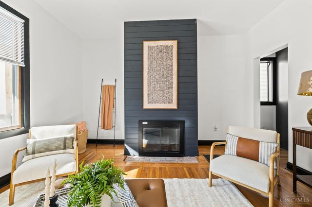 2736 ATLANTIC, Cincinnati, OH 45209