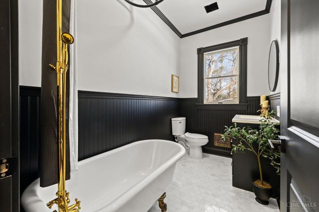 2736 ATLANTIC, Cincinnati, OH 45209