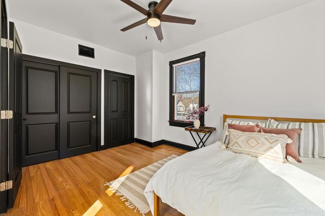 2736 ATLANTIC, Cincinnati, OH 45209