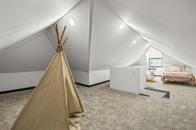 2736 ATLANTIC, Cincinnati, OH 45209