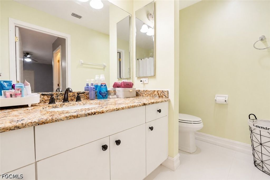 Image 25 of property listing at 507 Diplomat PKWY E, Cape Coral, FL 33909