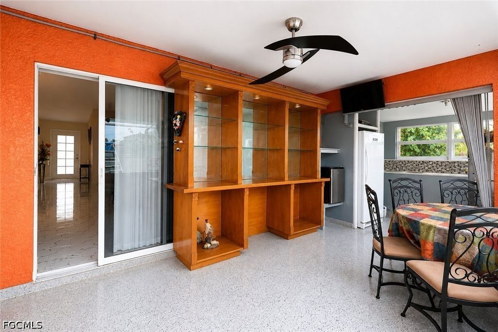 Image 34 of property listing at 507 Diplomat PKWY E, Cape Coral, FL 33909