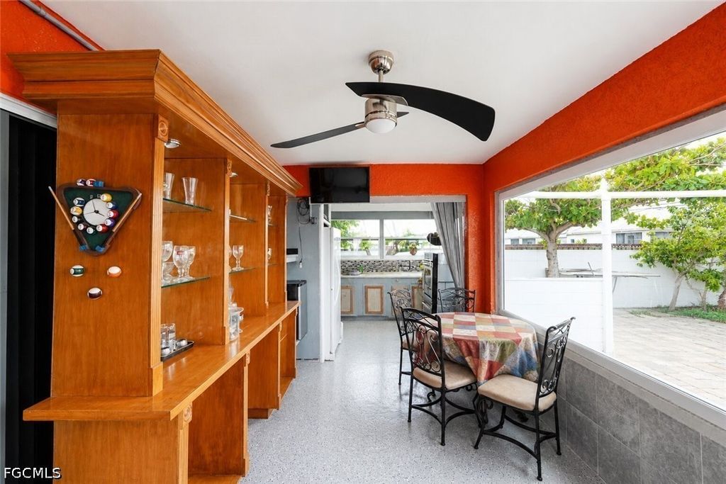 Image 35 of property listing at 507 Diplomat PKWY E, Cape Coral, FL 33909