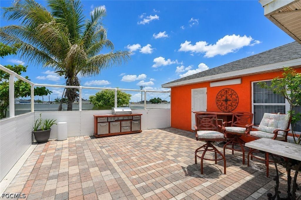Image 37 of property listing at 507 Diplomat PKWY E, Cape Coral, FL 33909