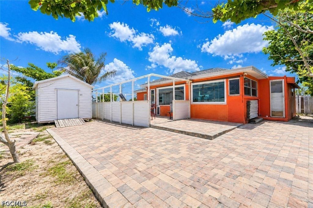 Image 39 of property listing at 507 Diplomat PKWY E, Cape Coral, FL 33909