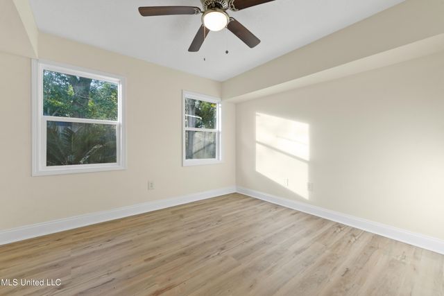 122 Carroll Avenue, Long Beach, MS 39560