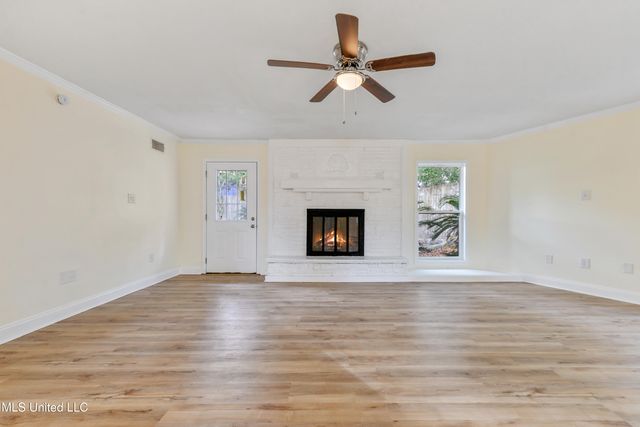 122 Carroll Avenue, Long Beach, MS 39560