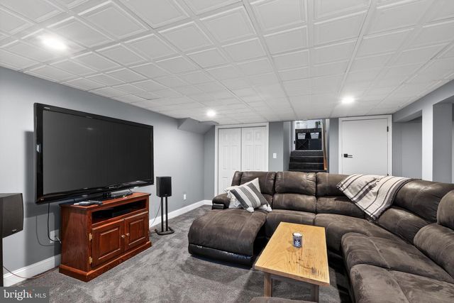351 STRATFORD AVE, Haddon Township, NJ 08108