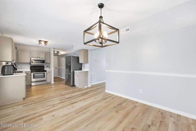 10603 Bayport Rd, Louisville, KY 40299