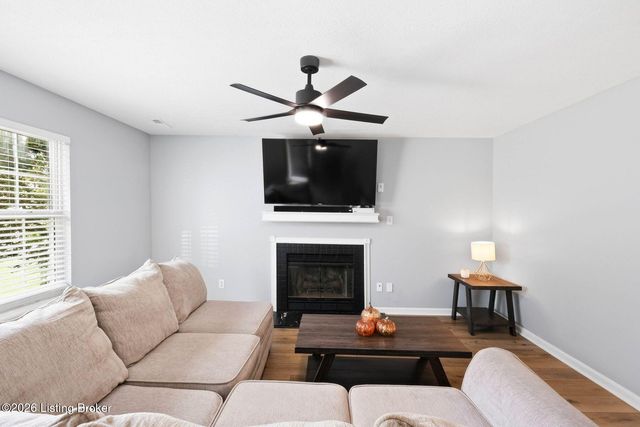 10603 Bayport Rd, Louisville, KY 40299