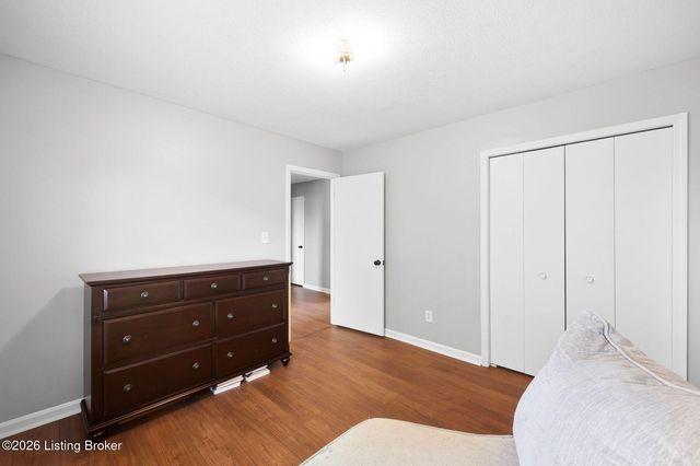 10603 Bayport Rd, Louisville, KY 40299
