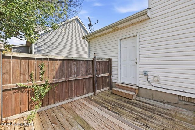 10603 Bayport Rd, Louisville, KY 40299