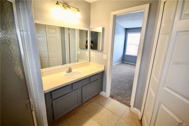 2918 ANTIQUE OAKS CIRCLE 30, Winter Park, FL 32792