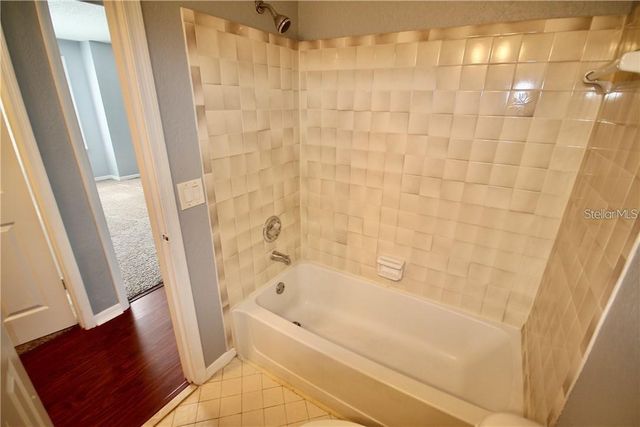2918 ANTIQUE OAKS CIRCLE 30, Winter Park, FL 32792