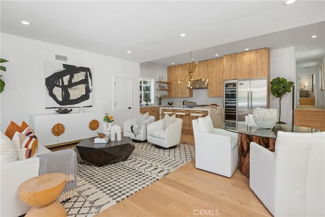 520 Iris, Corona Del Mar, CA 92625
