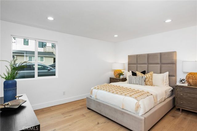 520 Iris, Corona Del Mar, CA 92625