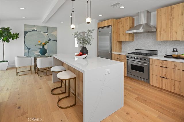 520 Iris, Corona Del Mar, CA 92625