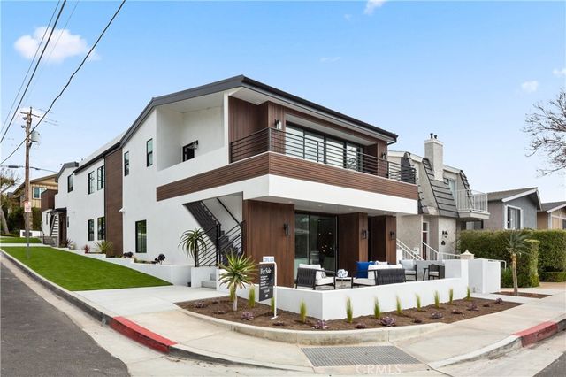 520 Iris, Corona Del Mar, CA 92625