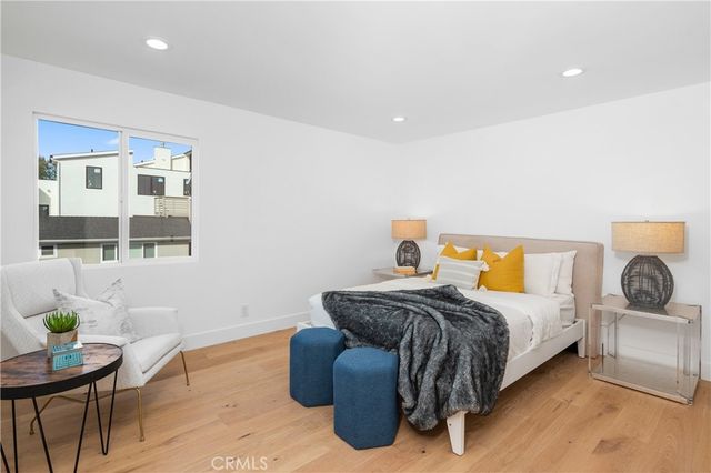 520 Iris, Corona Del Mar, CA 92625