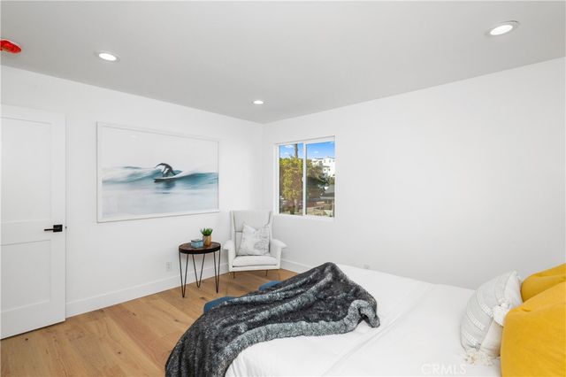 520 Iris, Corona Del Mar, CA 92625