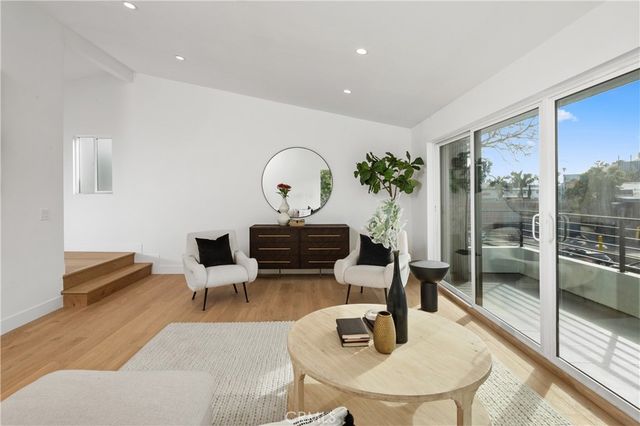 520 Iris, Corona Del Mar, CA 92625
