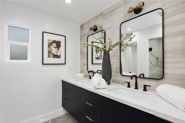520 Iris, Corona Del Mar, CA 92625
