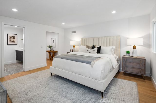 520 Iris, Corona Del Mar, CA 92625