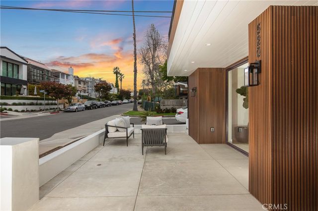 520 Iris, Corona Del Mar, CA 92625