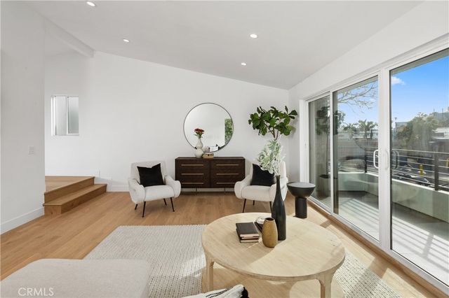 520 Iris, Corona Del Mar, CA 92625