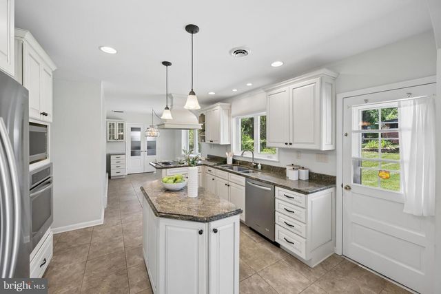 9710 HILLSMERE RD, Ellicott City, MD 21042