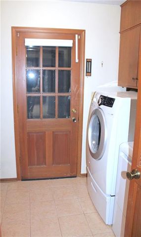 9417 RALSTON Avenue, Kansas City, MO 64138