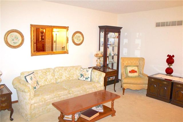 9417 RALSTON Avenue, Kansas City, MO 64138