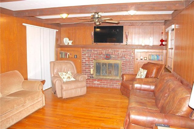 9417 RALSTON Avenue, Kansas City, MO 64138