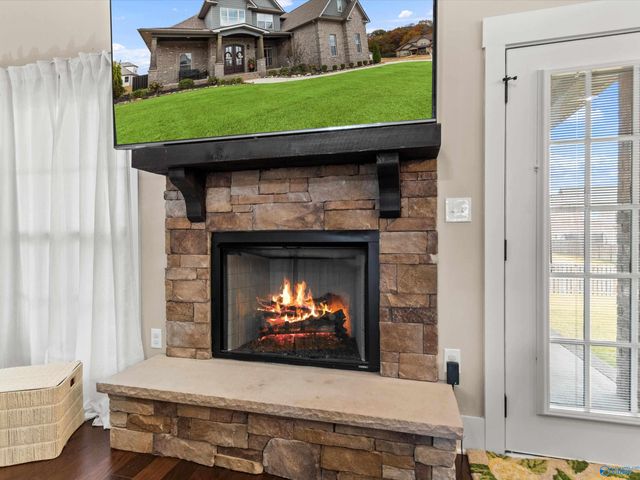 22601 Mary Grace Drive, Athens, AL 35613