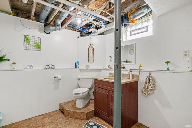 619 E Battell Street, Mishawaka, IN 46545