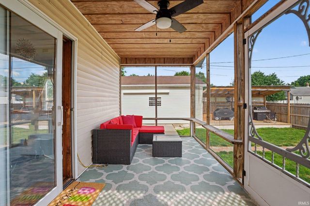 619 E Battell Street, Mishawaka, IN 46545