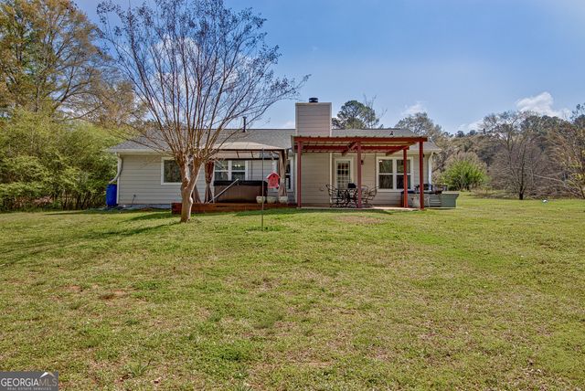 60 Merideth Trace, Sharpsburg, GA 30277